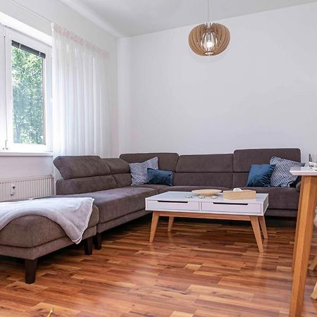Castle View Apartment With Free Parking Bratislava Esterno foto